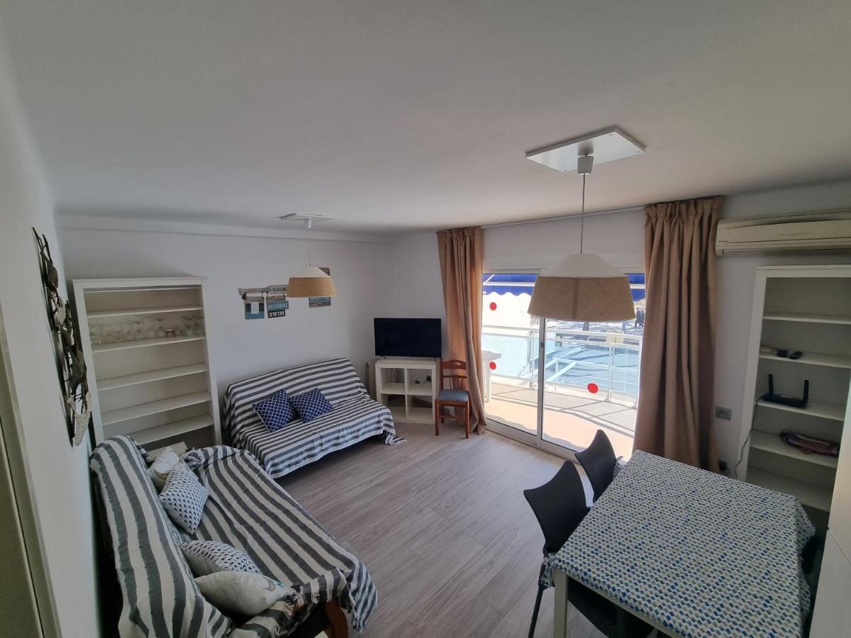 Apartamento Primera Linea Mar Cambrils Cerca Puerto Exterior foto